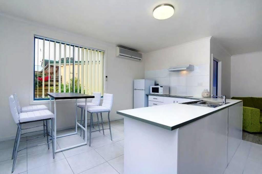 Phillip Island Off-Track Accommodation Cowes Bagian luar foto